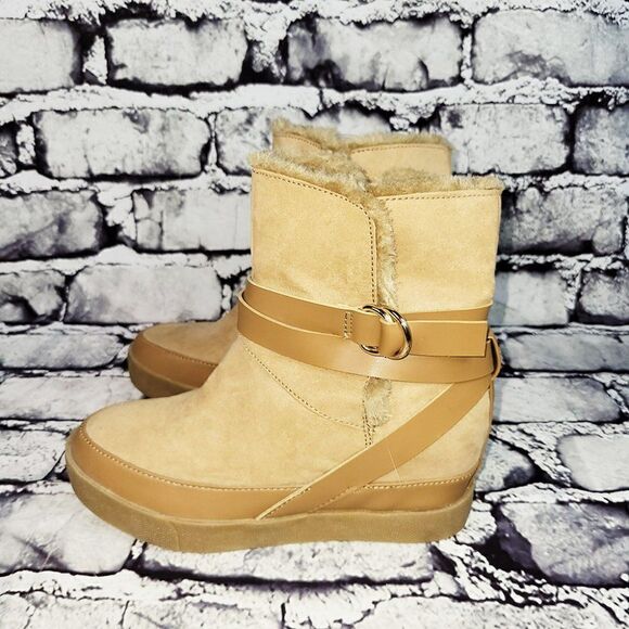 Divided womens furry tan calf straps sude-feel boots - Picture 2 of 6